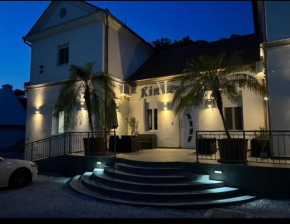 Kinizsi Udvar Apartmanház, Balatonboglár